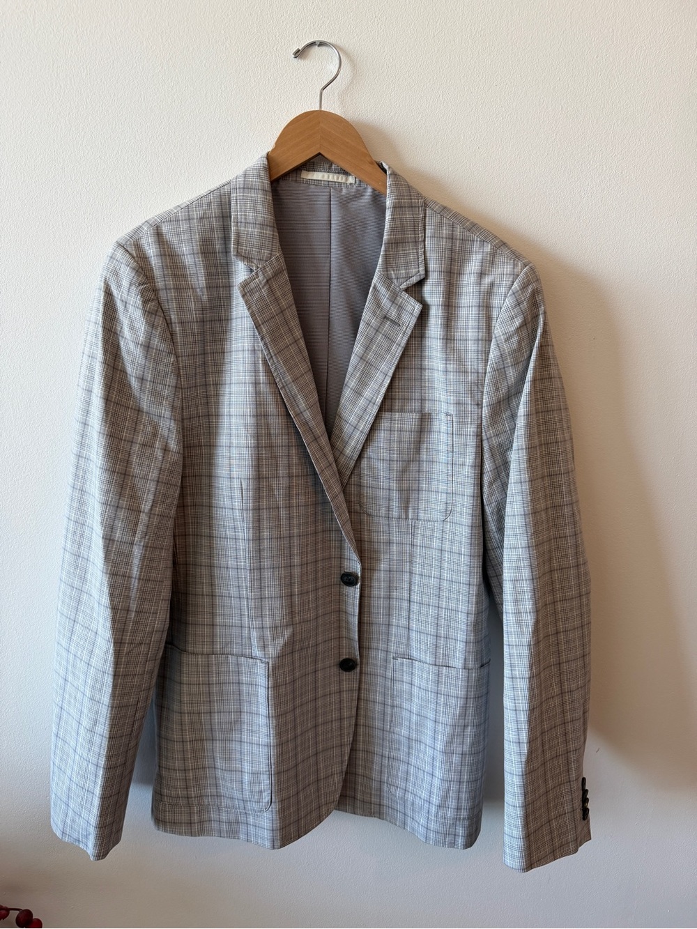 RW&CO Men’s Grey & White Plaid Two-Button Blazer - US 42